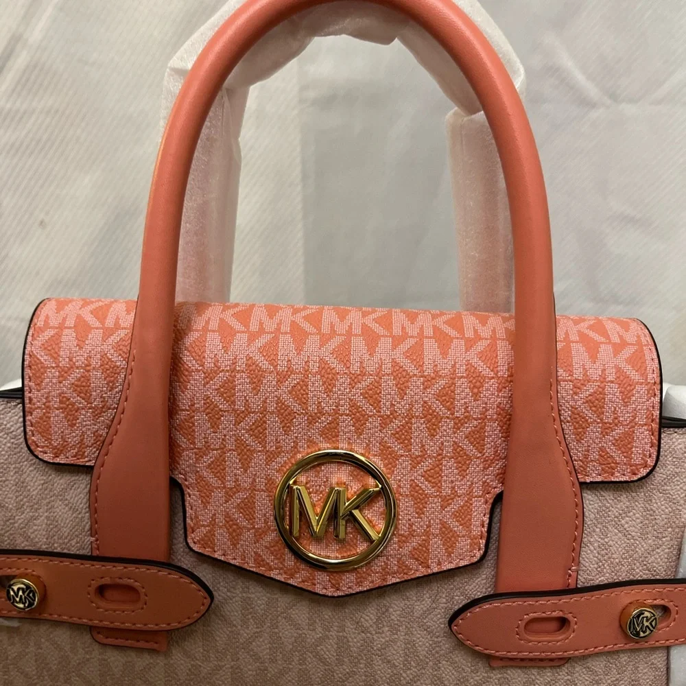 🆕. Michael Kors Pink Handbag with handle and strap New